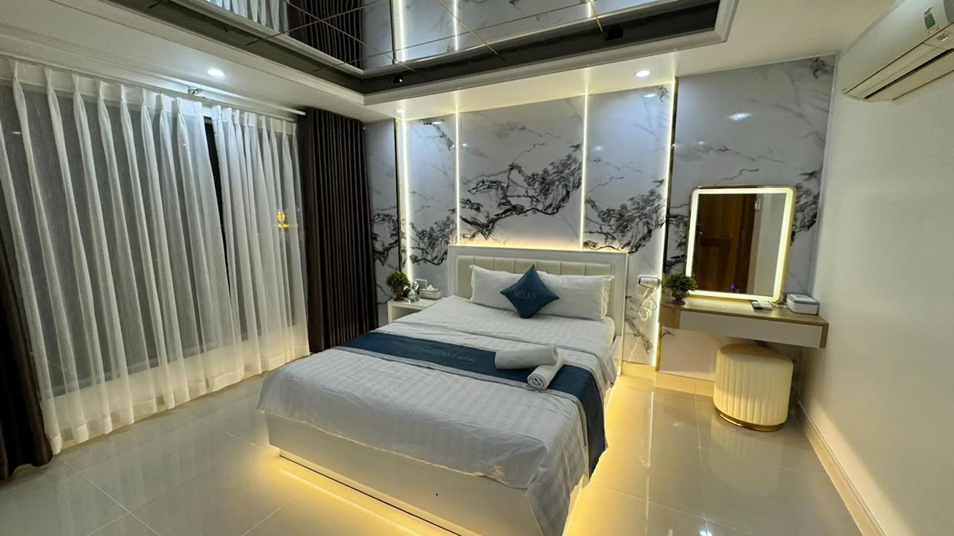 Ngoc San San Hotel 호치민