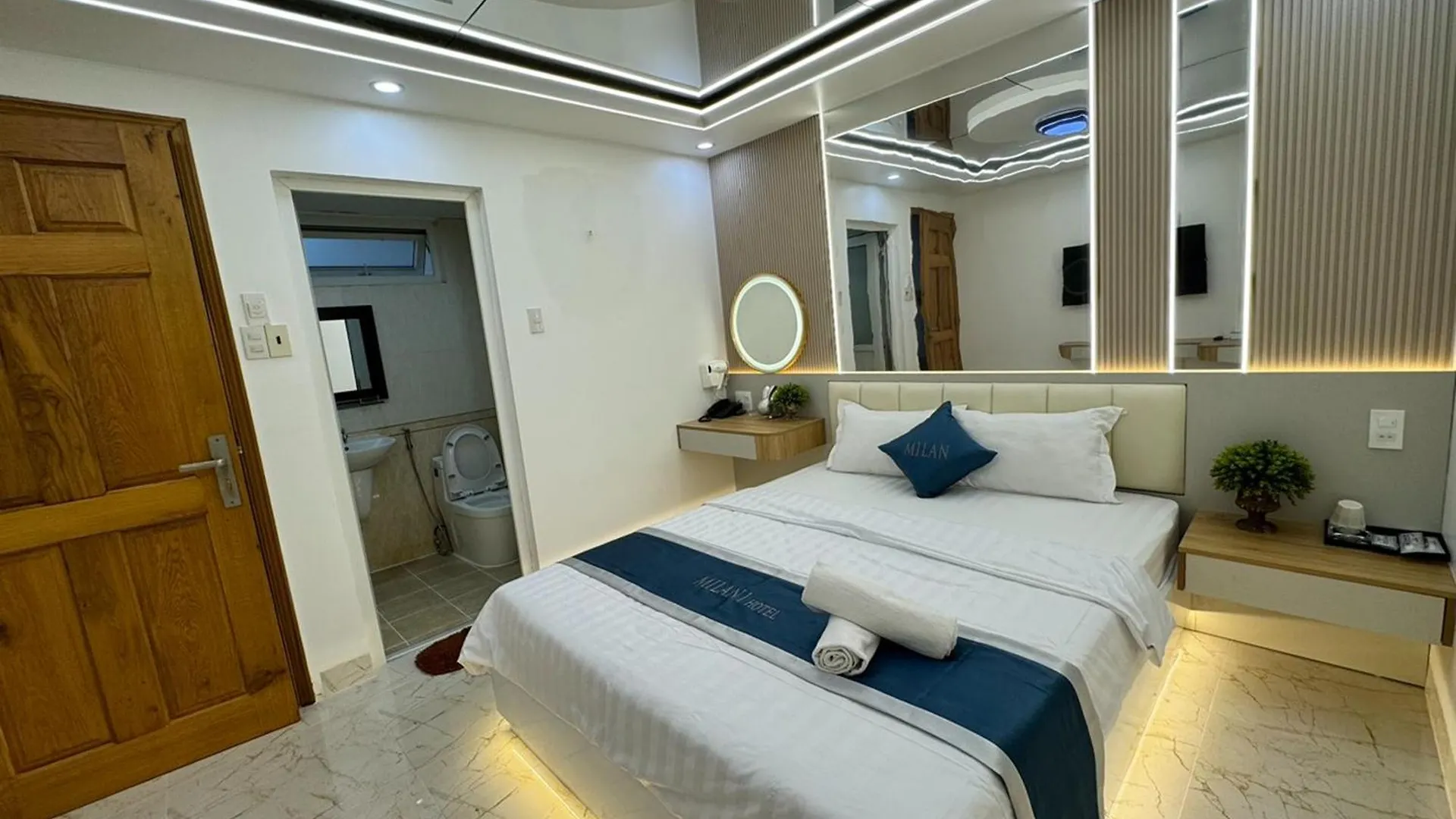 Ngoc San San Hotel Ho Chi Minh City