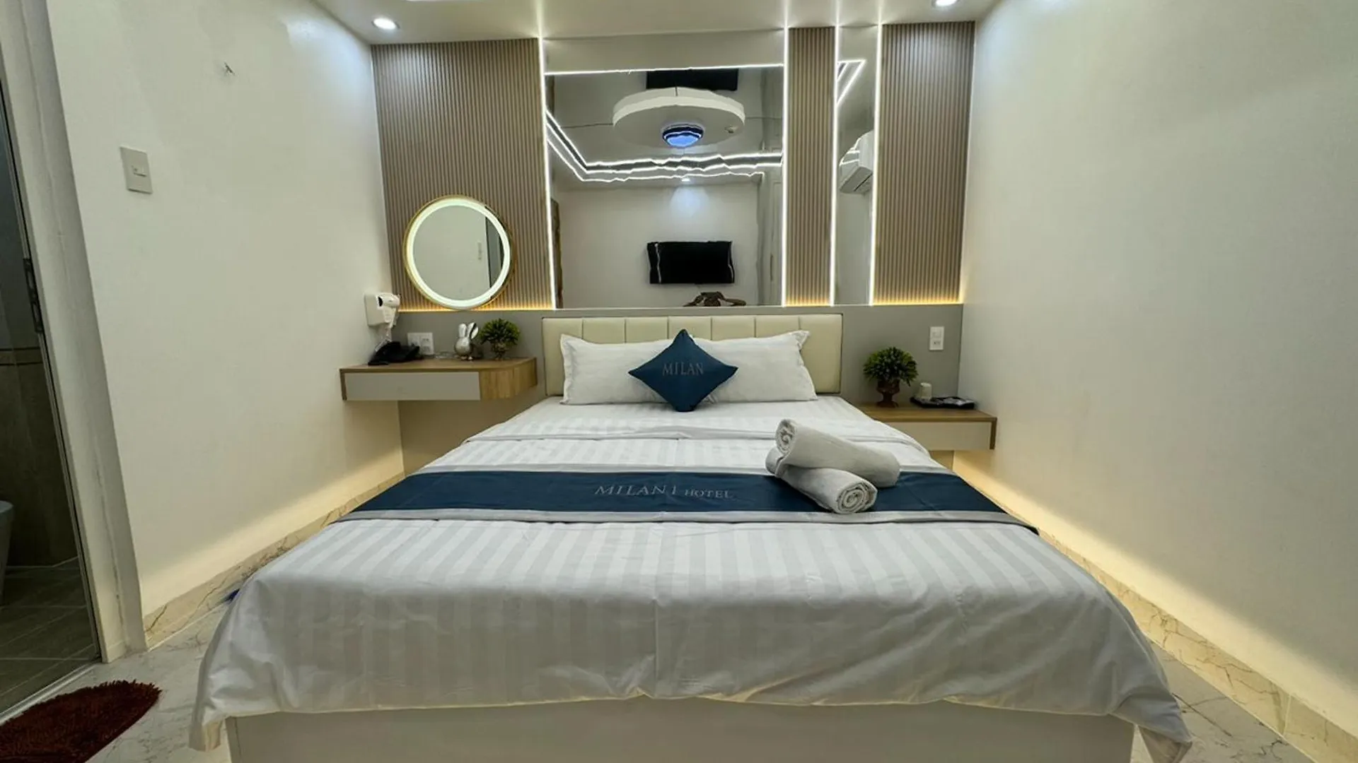 **  Ngoc San San Hotel Ho Chi Minh City Vietnam